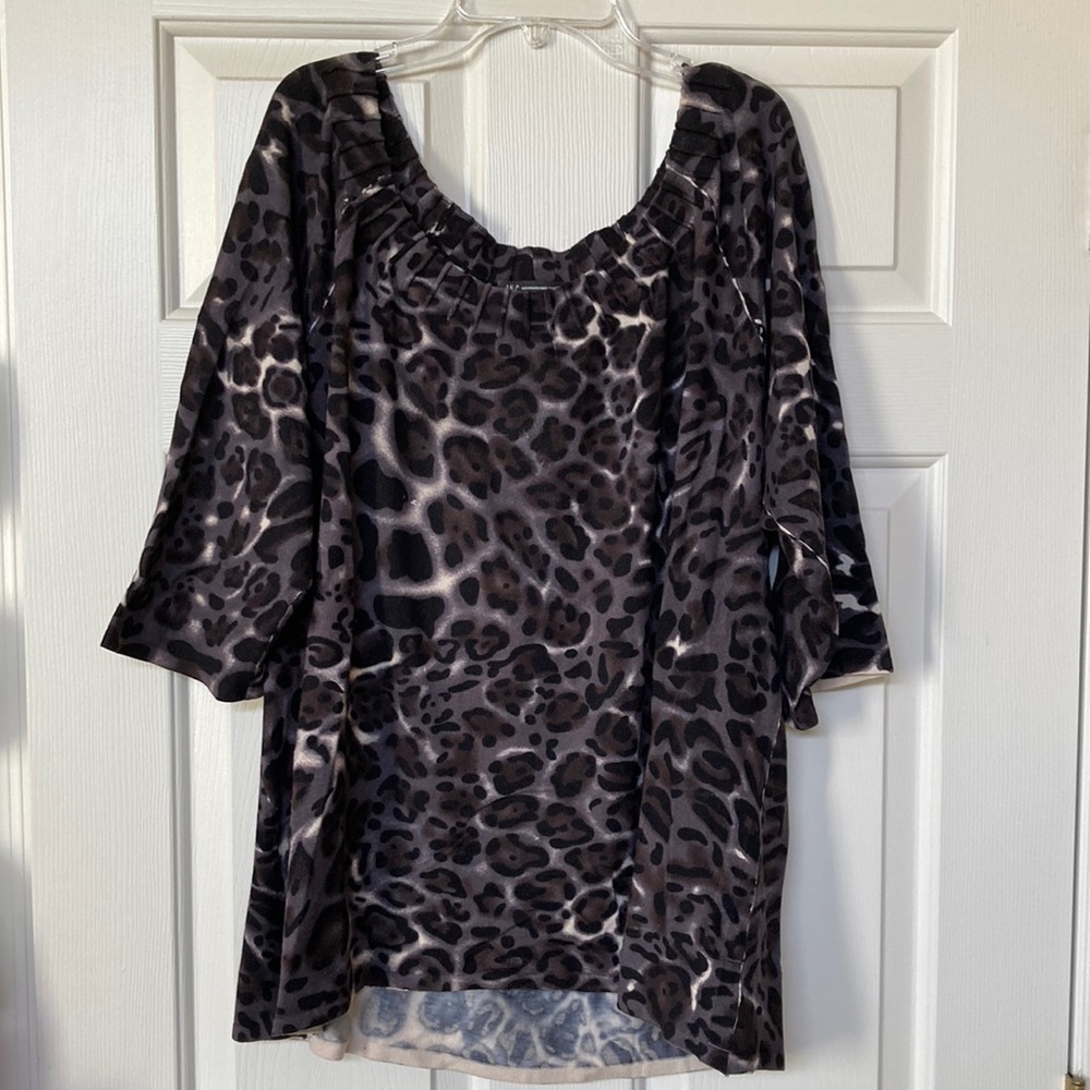 I N C International Concepts - Animal print Neck Crew with 3/4 Sleeves - NWOT